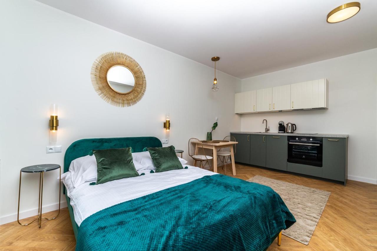 Pobookowane Barbary Delux Old Town Appartement Gdańsk Buitenkant foto