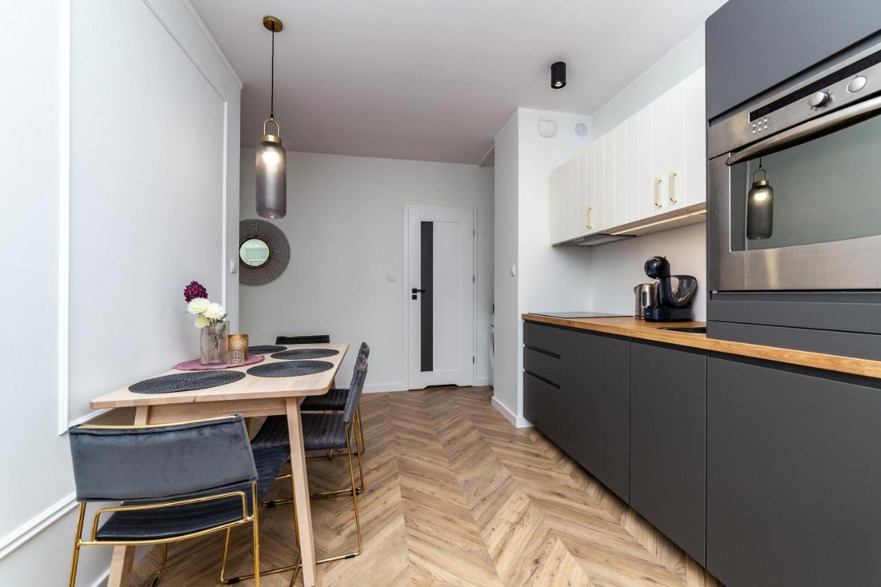 Pobookowane Barbary Delux Old Town Appartement Gdańsk Buitenkant foto