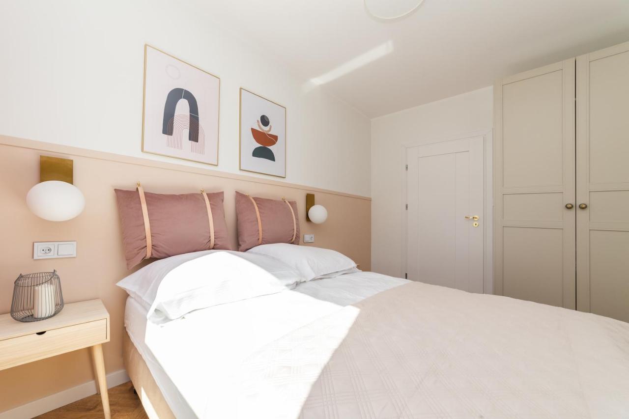 Pobookowane Barbary Delux Old Town Appartement Gdańsk Buitenkant foto